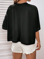 Batwing Sleeve Crop Tee with Relaxed Fit and Minimalist Casual Style