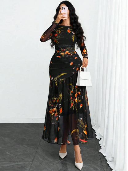 Elegant Victorian Gothic Lace Panel Maxi Dress with Flowing Hemline