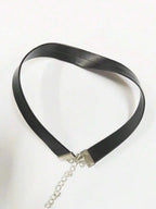 Minimalist Velvet Choker Necklace for Gothic Grunge and Dark Feminine Styling