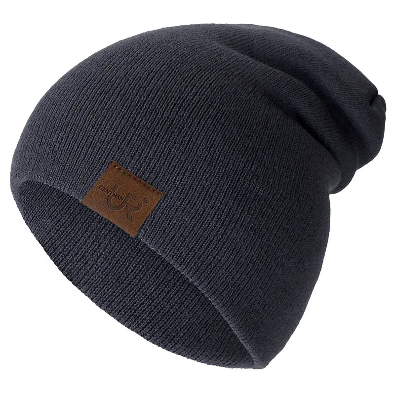 Minimalist Slouchy Acrylic Knit Beanie with Decorative Patch for Casual Streetwear Winter Fashion