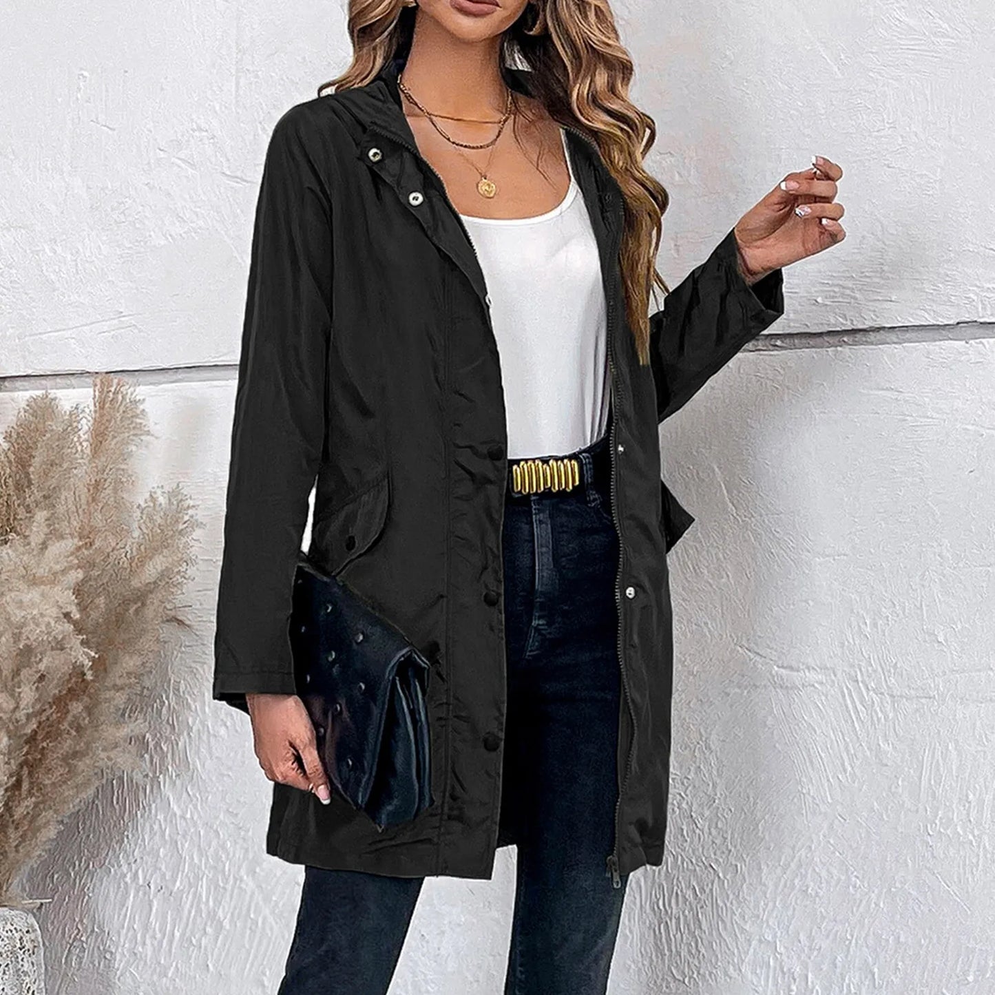 Women's Lightweight Hooded Zip-Up Windbreaker Jacket with Relaxed Streetwear Inspired Silhouette