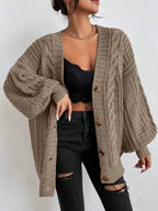 Women's Oversized Cable Knit Sweater with Textured Stitching and Relaxed Streetwear Silhouette