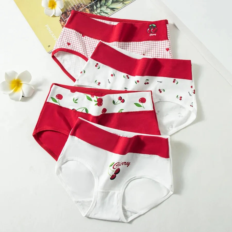 4-Piece Women’s Printed High-Rise Briefs Set with Playful Heart and Floral Motifs, Soft Pink Tones and Feminine Styling