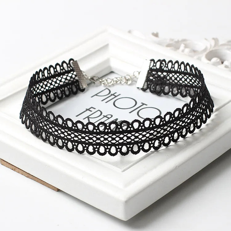 Vintage Floral Lace Gothic Choker Necklace for Dark Feminine Styling