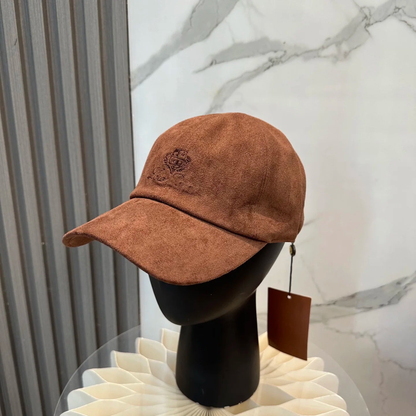 Vintage Suede Dad Cap Adjustable Curved Brim Casual Streetwear Baseball Hat