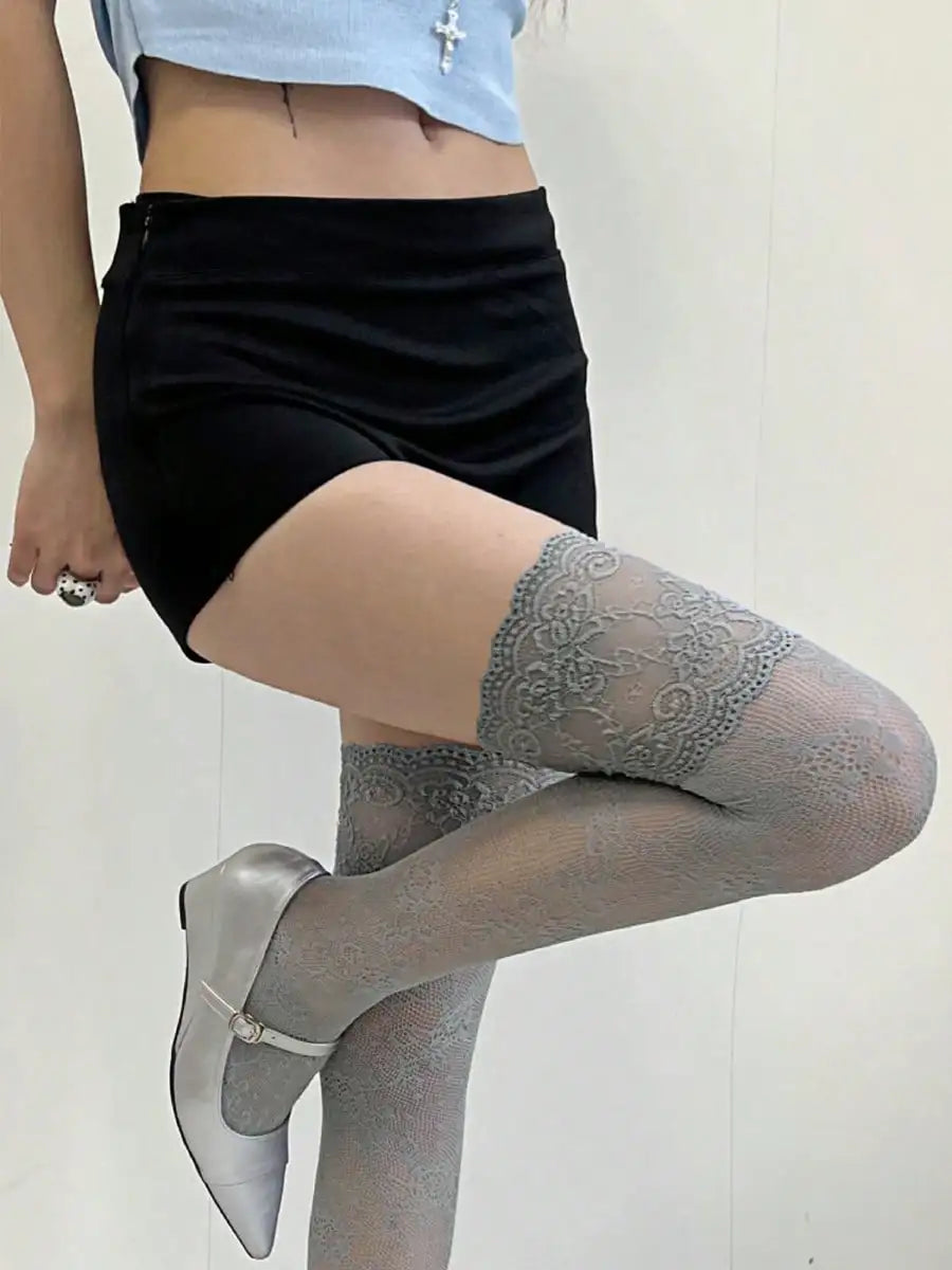 Vintage Floral Lace Thigh High Sheer Stockings with Non-Slip Stay-Up Design for Everyday Style
