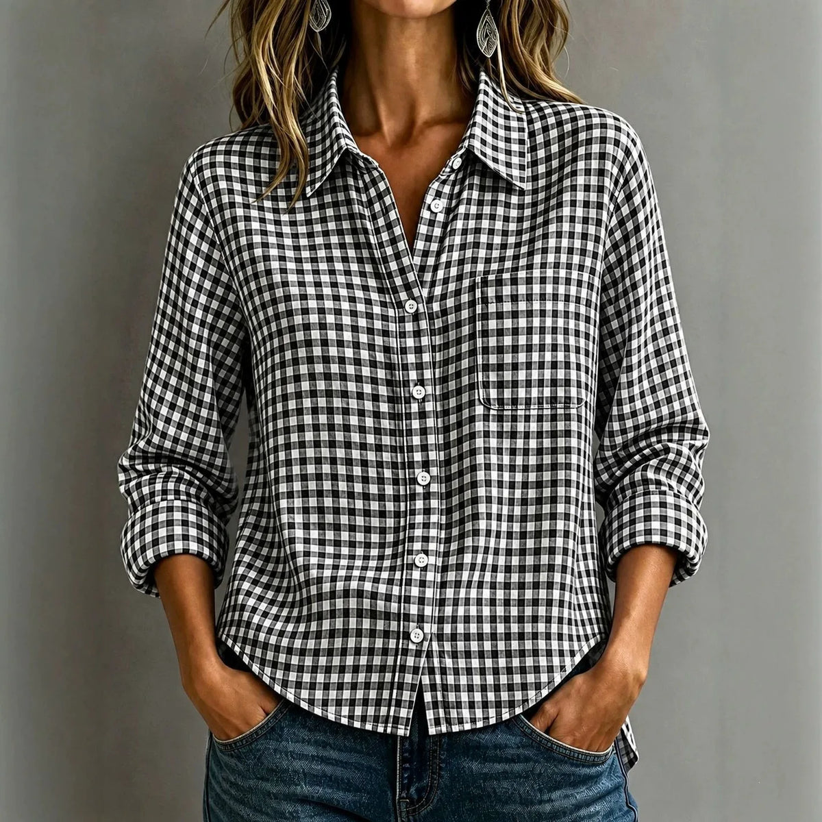 Relaxed Blue and White Gingham Button-Down Shirt with Lapel Collar and Chest Pocket