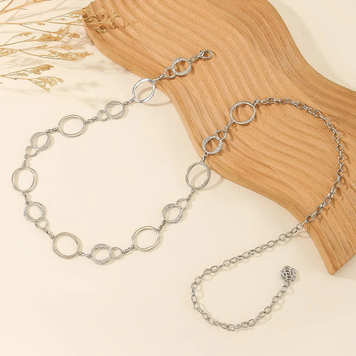 Minimalist Circle Link Waist Chain for Modern Y2K and Alternative Styling