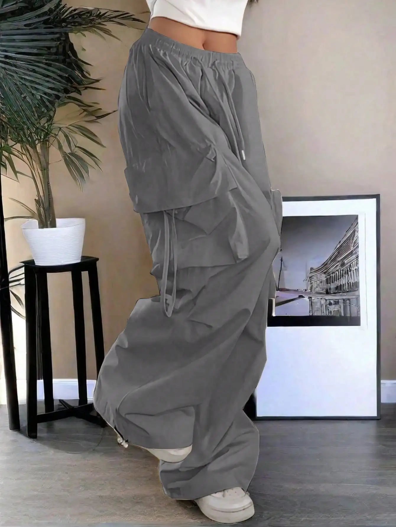 High Waist Cargo Pants with Flap Pockets Relaxed Wide Leg Streetwear Trousers