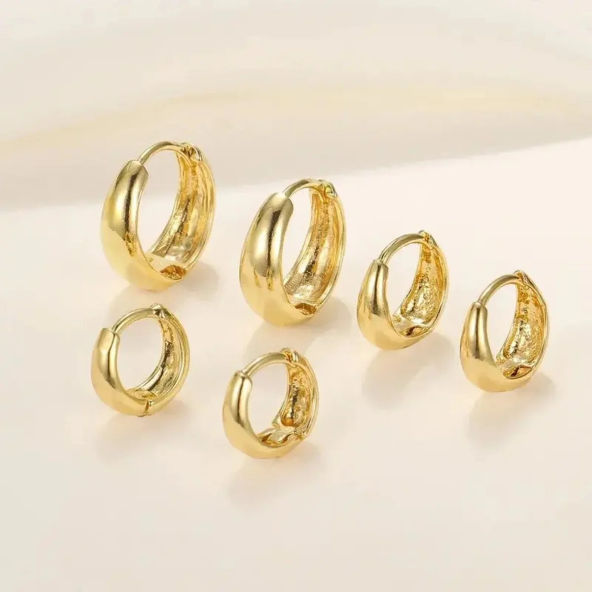 Minimalist Huggie Hoop Earring Set Alternative Everyday Fashion Jewelry