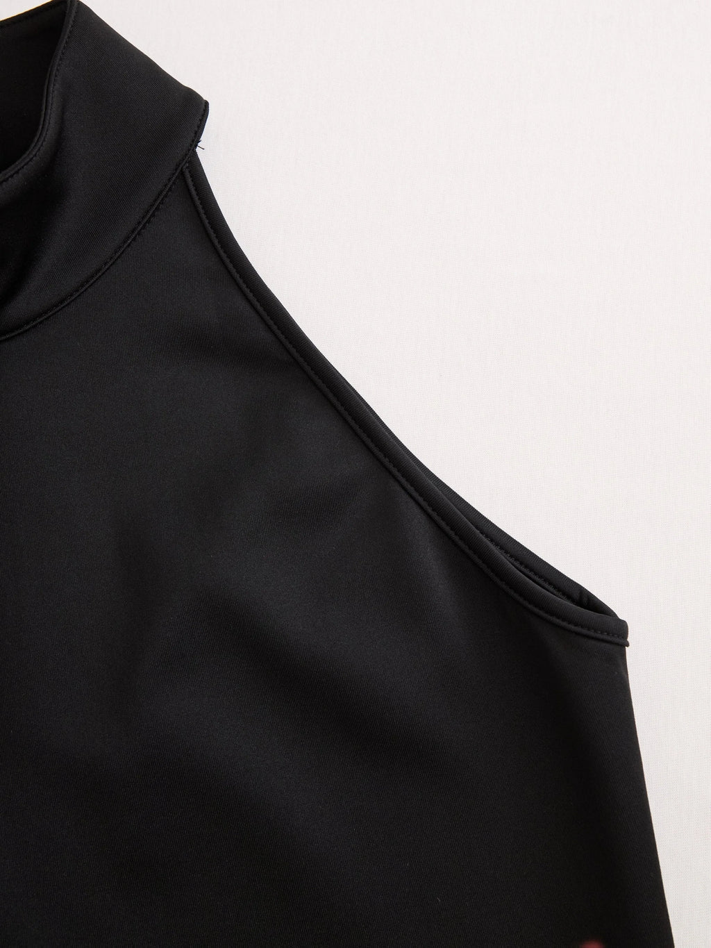 Two-Tone High-Neck Bodycon Midi Dress with Contrasting Pleated Flounce Hem