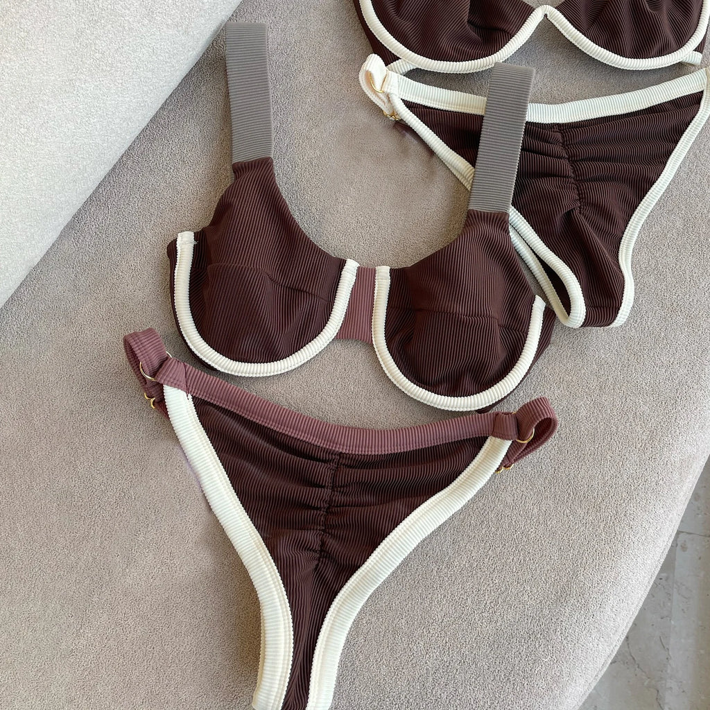 Color-Block Underwire Bikini Set with Plunge Neckline and Contrast Binding