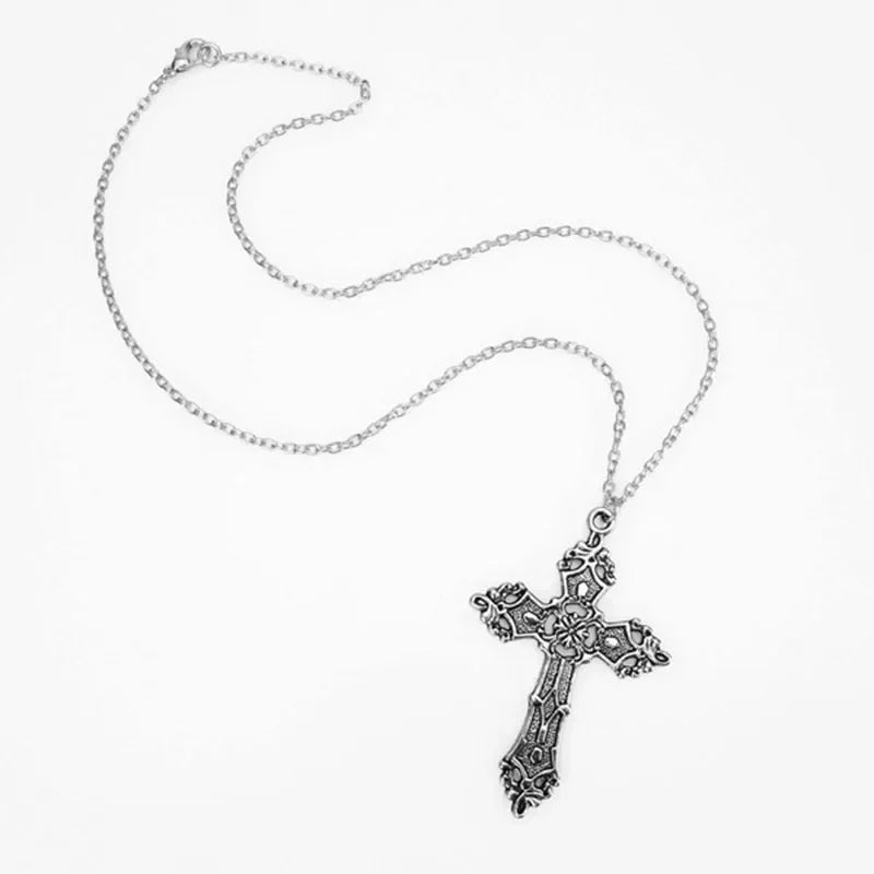 Vintage Gothic Ornate Cross Pendant Necklace for Alternative and Dark Fashion