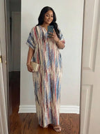 Abstract Print Batwing Sleeve Maxi Dress with Relaxed Flowing Silhouette
