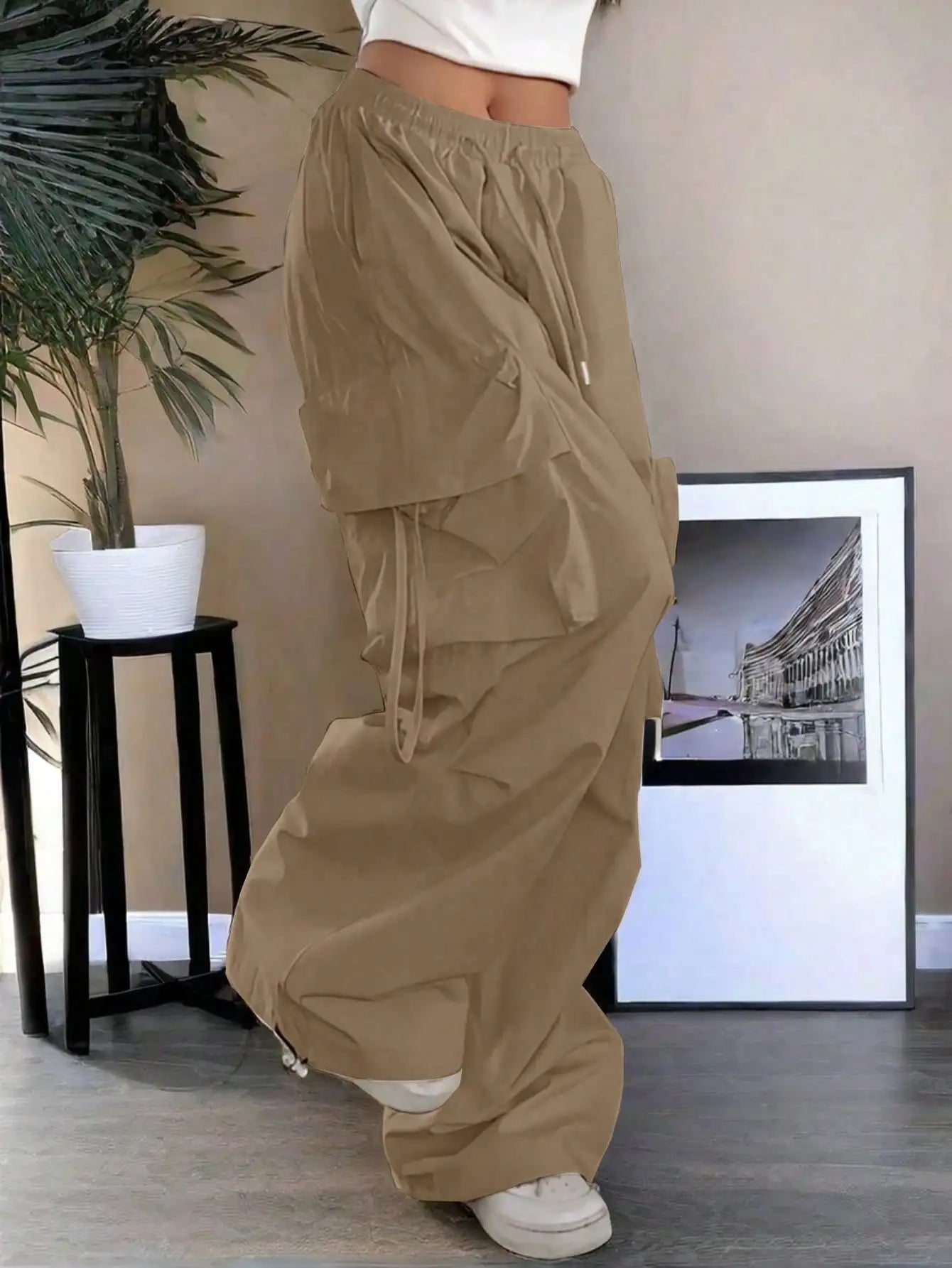 High Waist Cargo Pants with Flap Pockets Relaxed Wide Leg Streetwear Trousers
