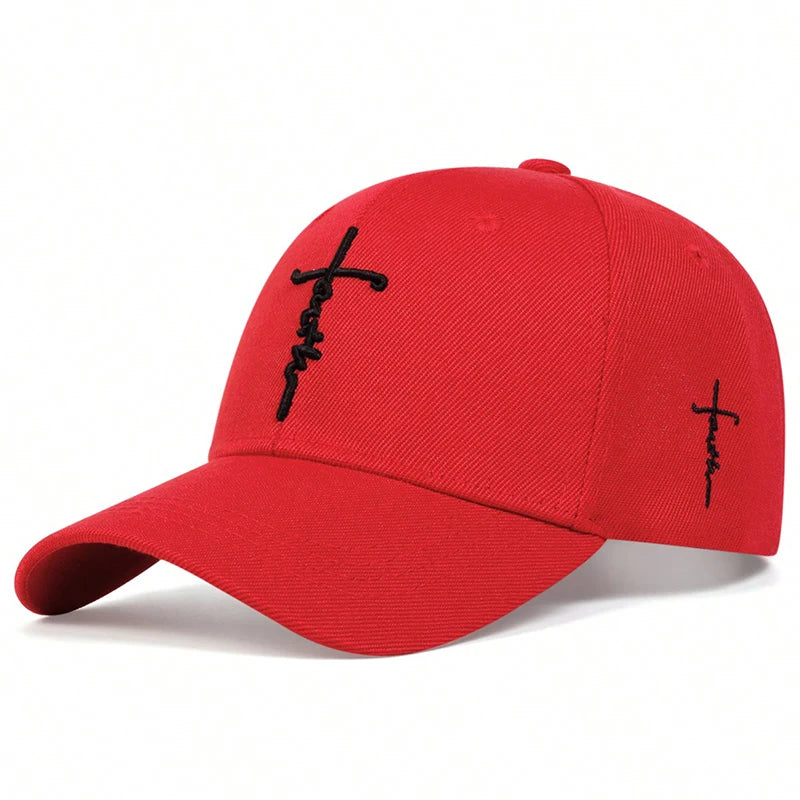 Minimalist Embroidered Baseball Cap with Curved Brim for Contemporary Streetwear Casual Fashion