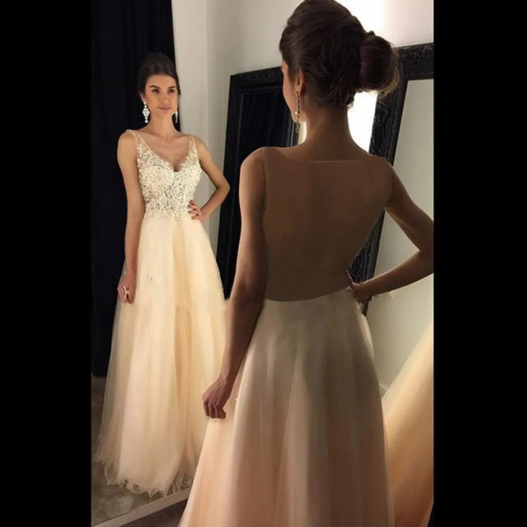 Elegant Layered Tulle Evening Gown with Gothic Princess Fashion Silhouette