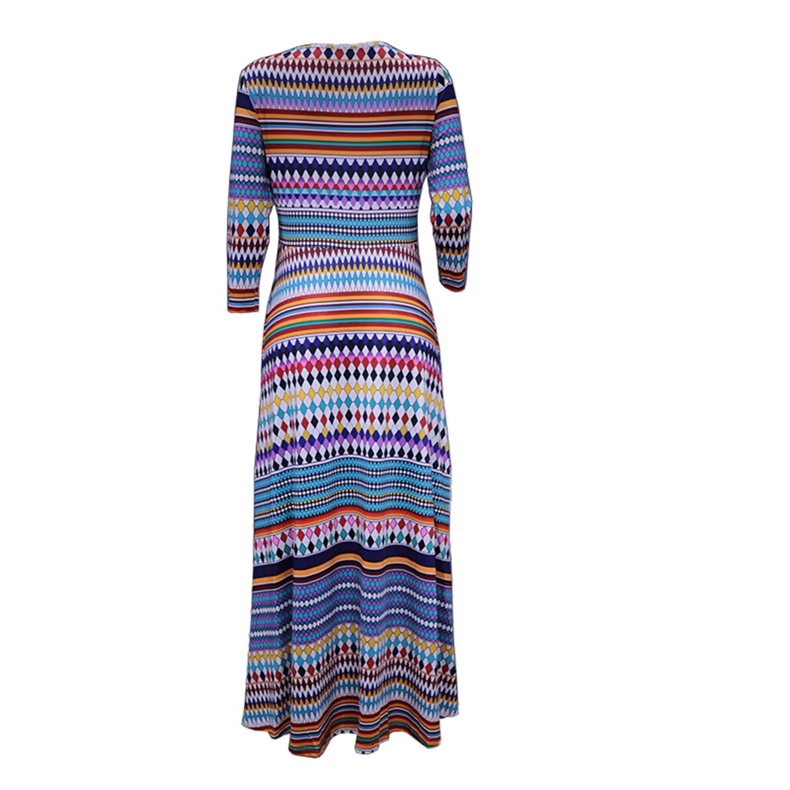 Bohemian Print Maxi Dress with Long Sleeves and Relaxed Silhouette