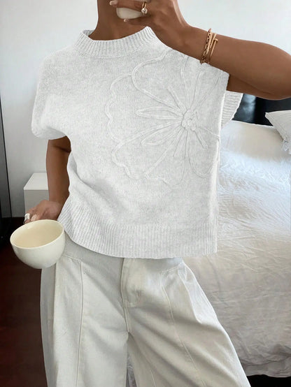 Women's Floral Crew Neck Knit Sweater with Relaxed Summer Short Sleeves