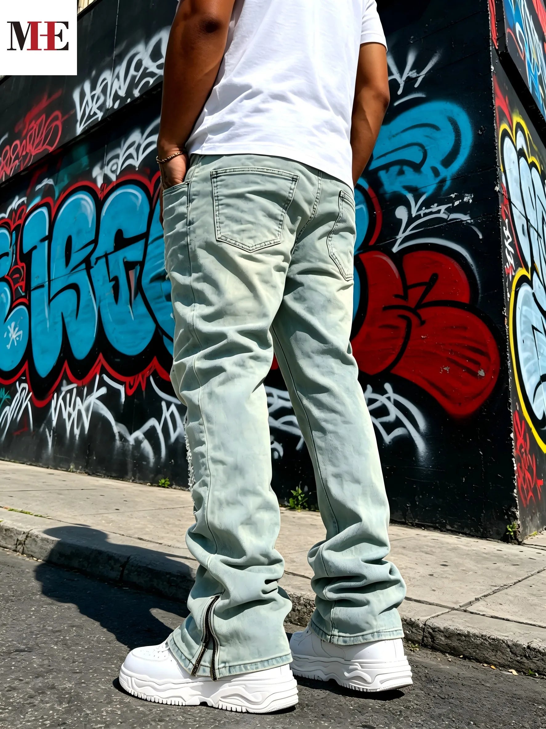 Men's Vintage Wash Flared Denim Jeans with Distressed Details and Relaxed Streetwear Fit