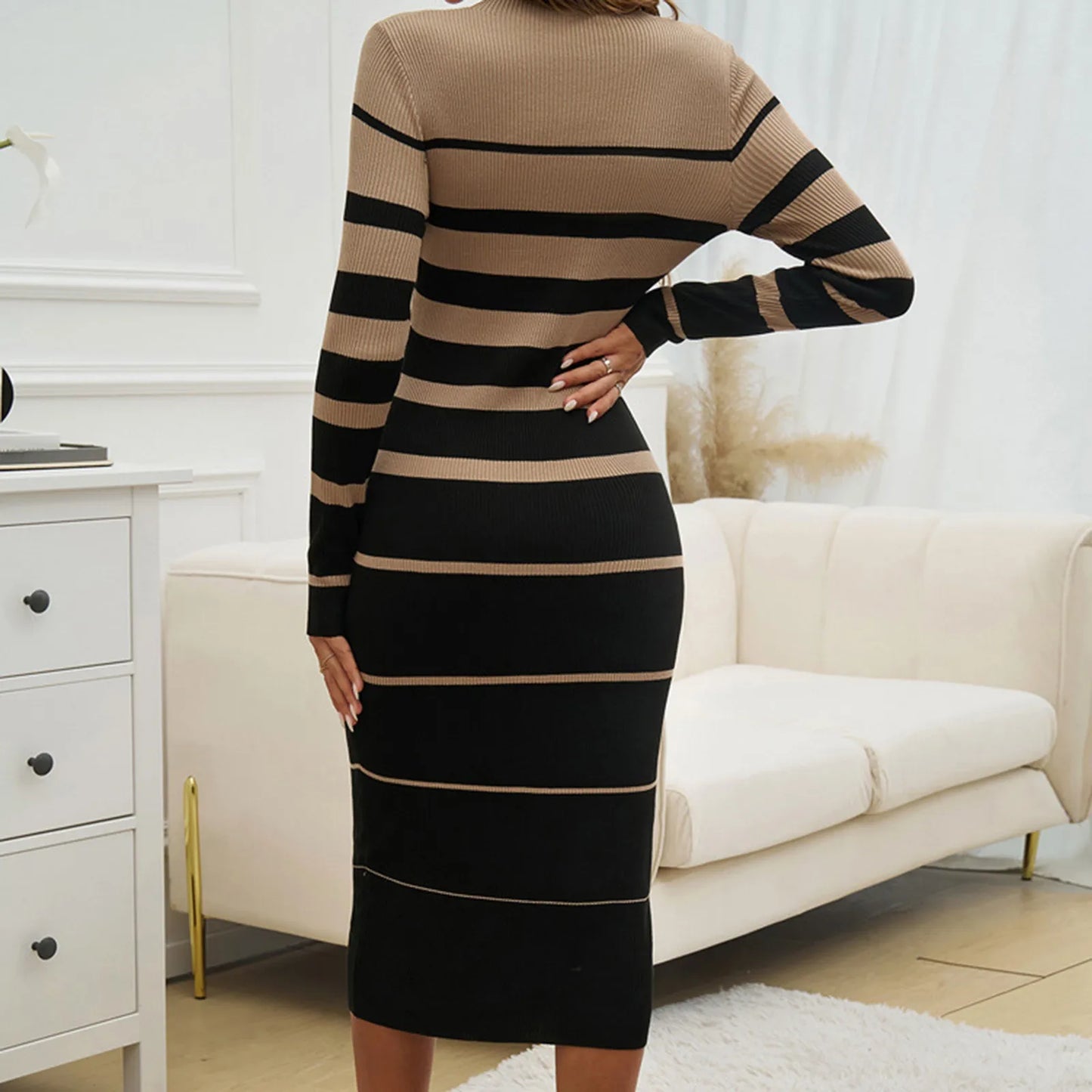 Minimalist Striped Knit Midi Dress with Casual Streetwear Styling