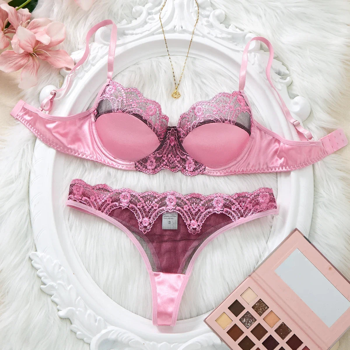 Contrast Floral Lace Balconette Push-Up Bra and Scalloped Thong Set