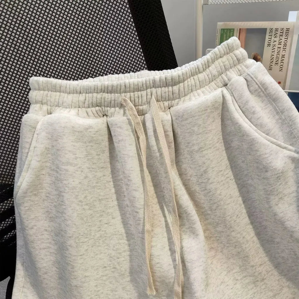 Men's Oversized Drawstring Shorts with Relaxed Fit Graphic Detail and Casual Everyday Comfort
