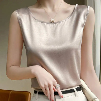 Relaxed Sleeveless Tank Top with Lightweight Knit Everyday Casual Layering Style