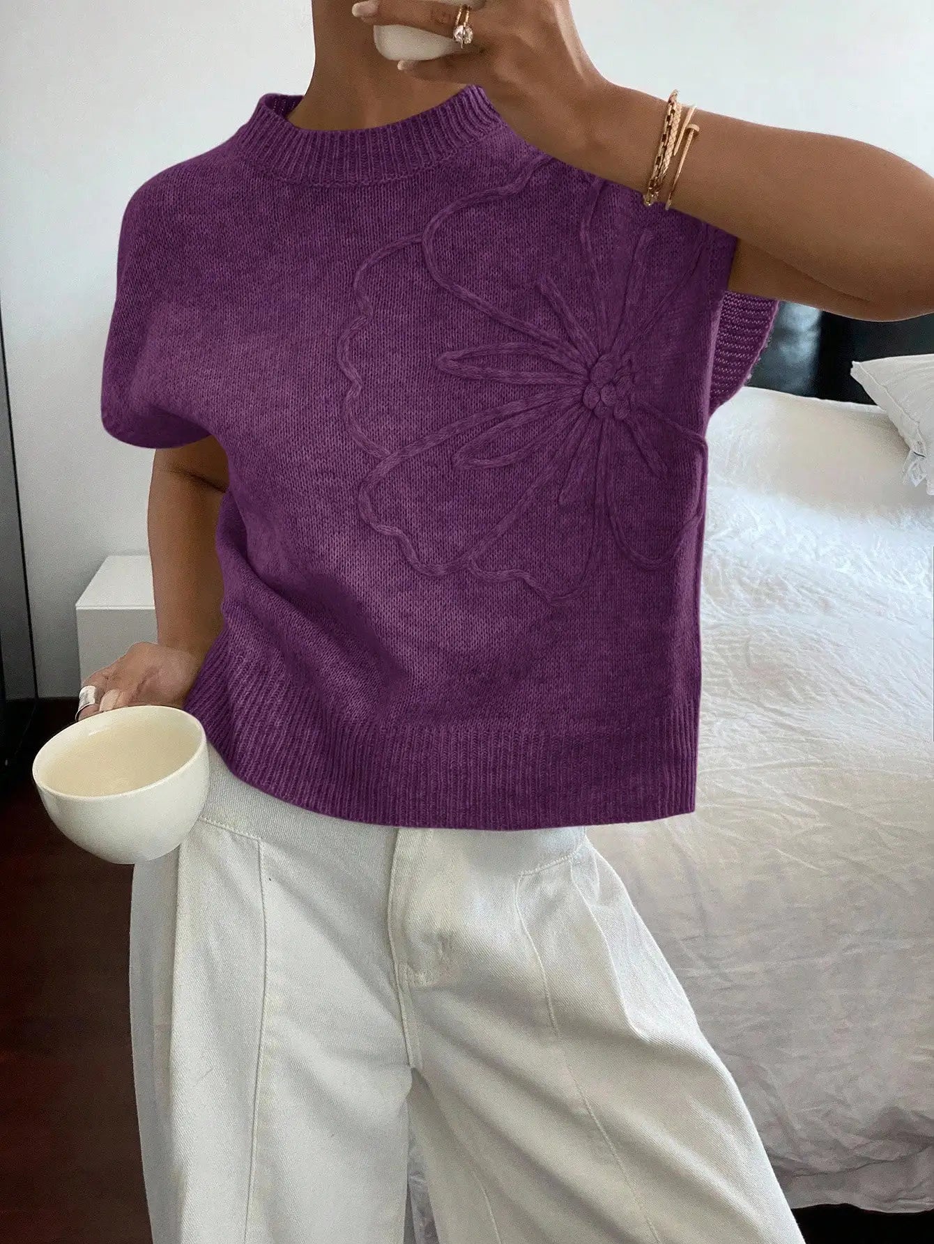 Women's Floral Crew Neck Knit Sweater with Relaxed Summer Short Sleeves