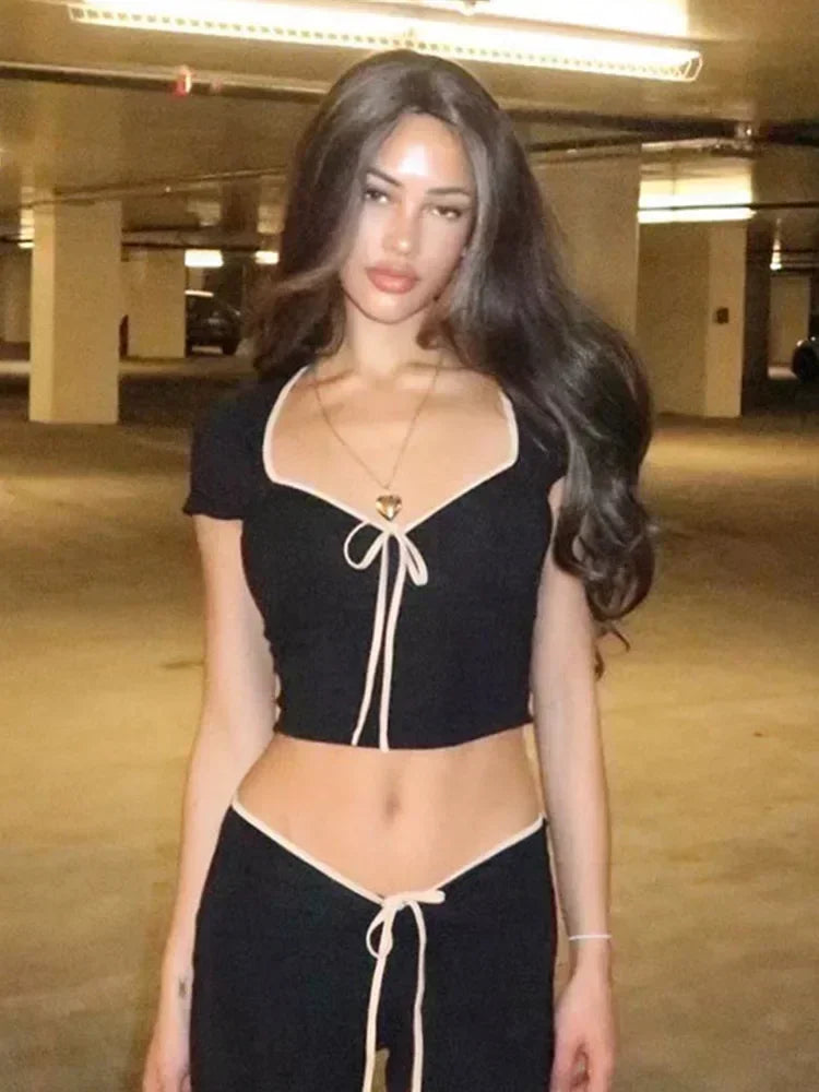 Women's Ruched Tie Front Baby Crop Top for Casual Y2K Streetwear Everyday Fashion Style