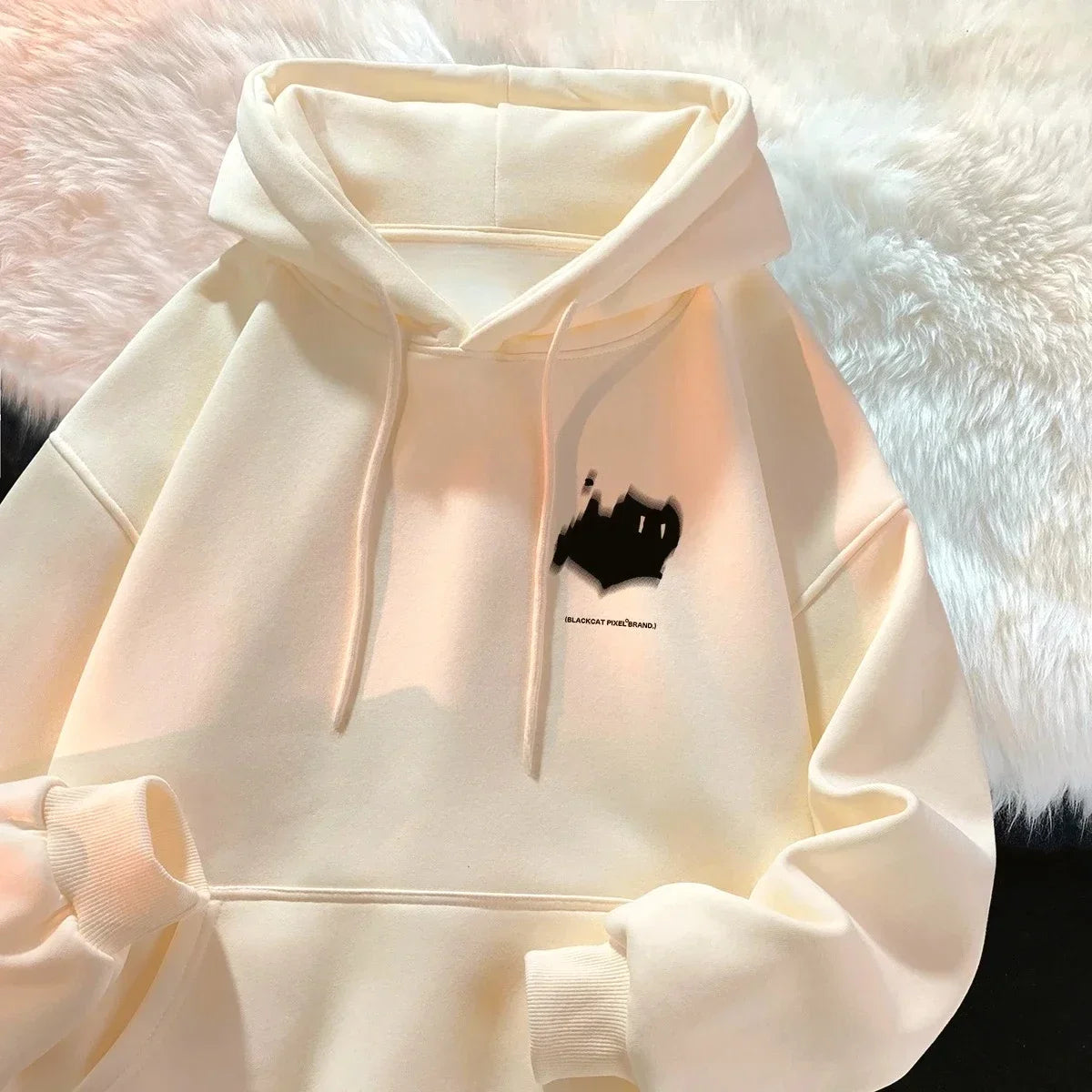 Women's Relaxed Graphic Pullover Hoodie Contemporary Streetwear Casual Layering Sweatshirt