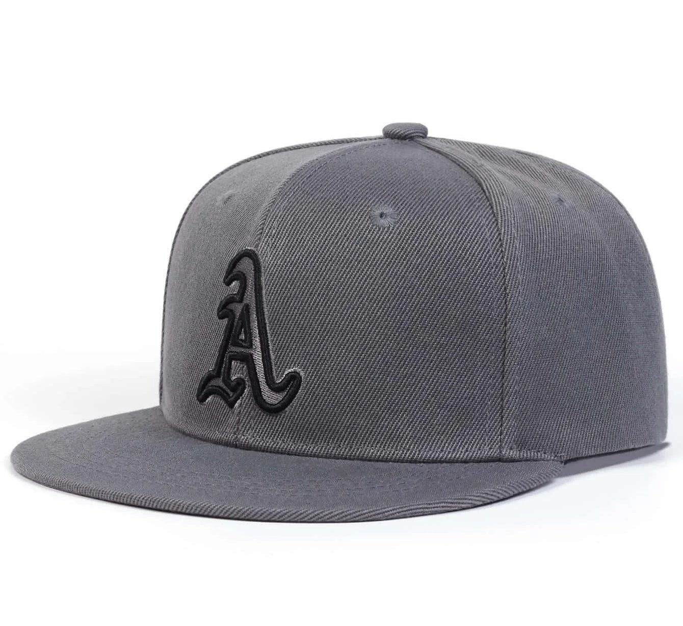 Structured Embroidered Flat Brim Hip Hop Cap for Modern Streetwear and Casual Fashion