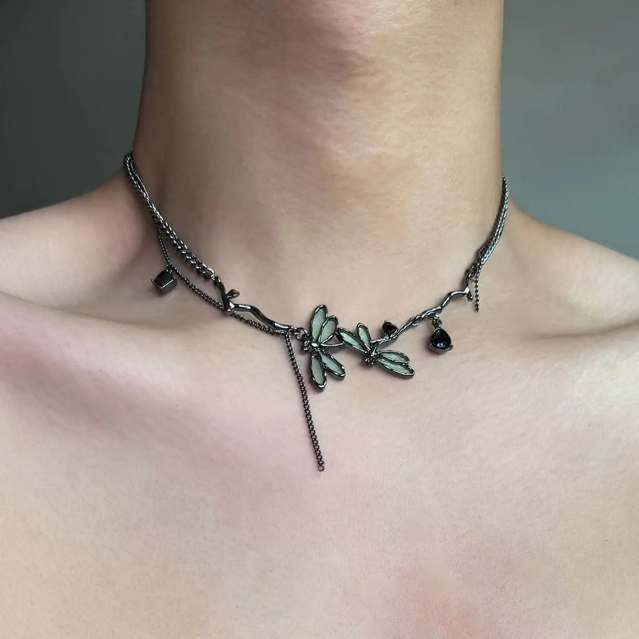 Vintage Gothic Dragonfly Charm Choker Necklace for Dark Feminine Alternative Fashion Styling
