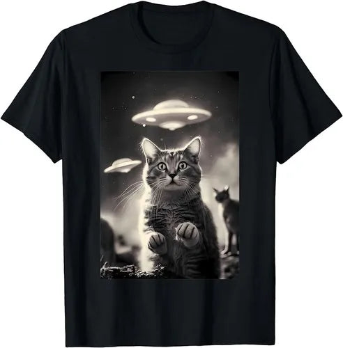Retro Alien Cat Graphic Cotton T-Shirt with Playful Streetwear Artwork