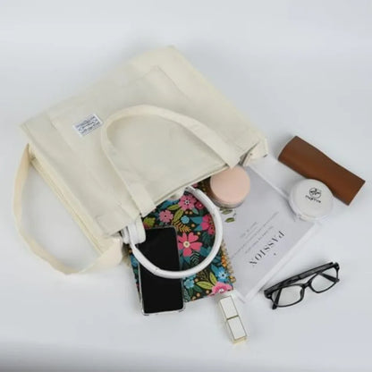 Minimalist Everyday Tote Bag with Wide Shoulder Strap and Spacious Interior