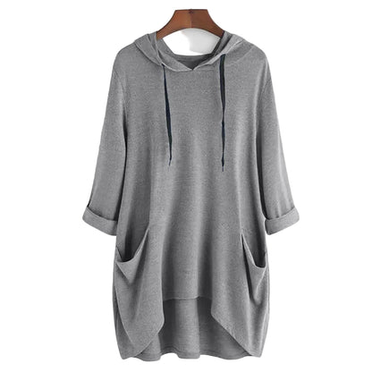 Relaxed Asymmetrical Hem Hooded Pullover for Casual Everyday Streetwear