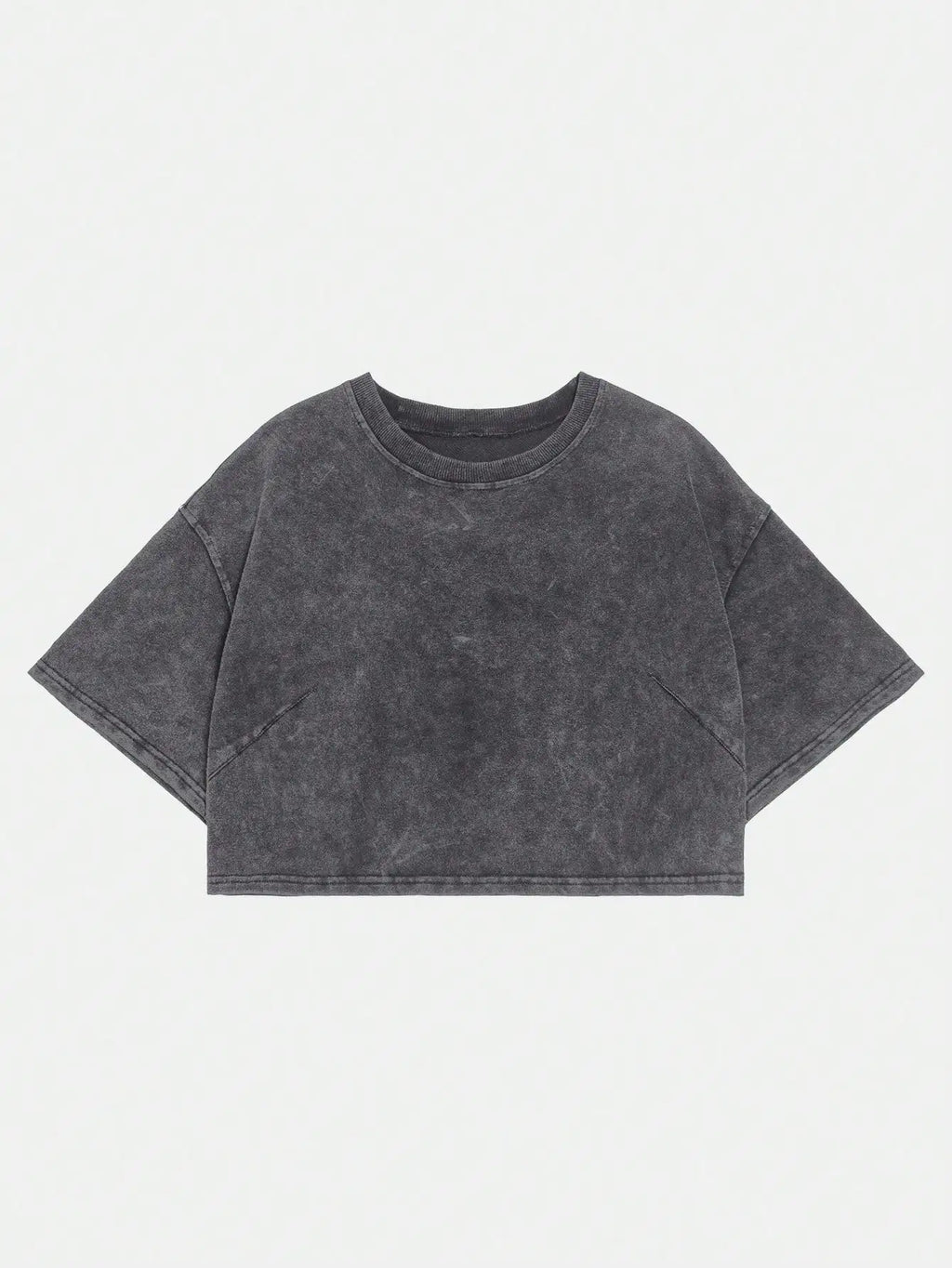 Washed Cotton Crop Tee with Relaxed Fit and Everyday Casual Style