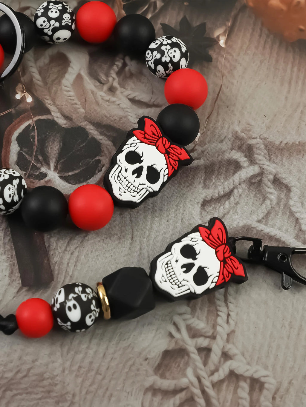 Skull Charm Beaded Keychain Bracelet Set for Gothic Alternative Styling