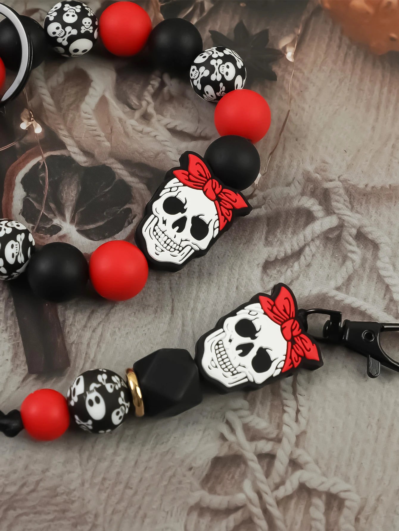Skull Charm Beaded Keychain Bracelet Set for Gothic Alternative Styling