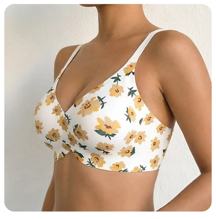 Cheerful Cherry Print Wire-Free Plunge Bra with Scalloped Trim