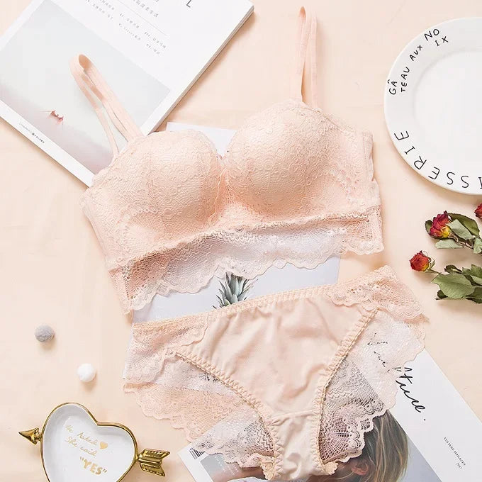 Rich Burgundy Scalloped Lace Wire-Free Push-Up Bralette Set