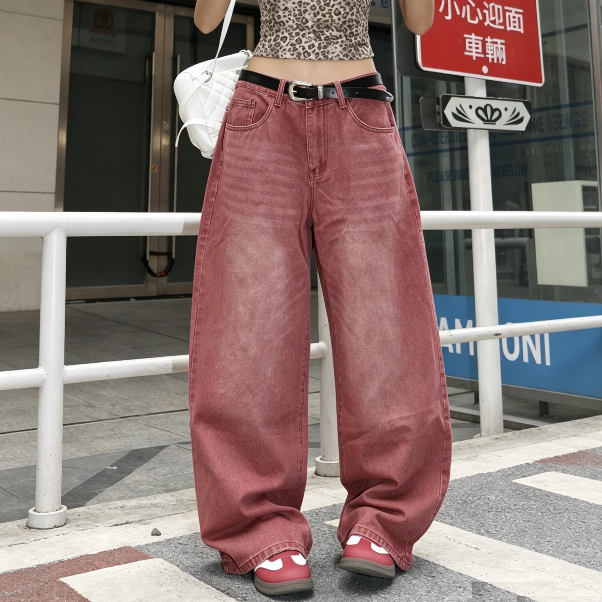 Vintage Washed Baggy Wide Leg Denim Jeans with Mid Rise Relaxed Streetwear Fit