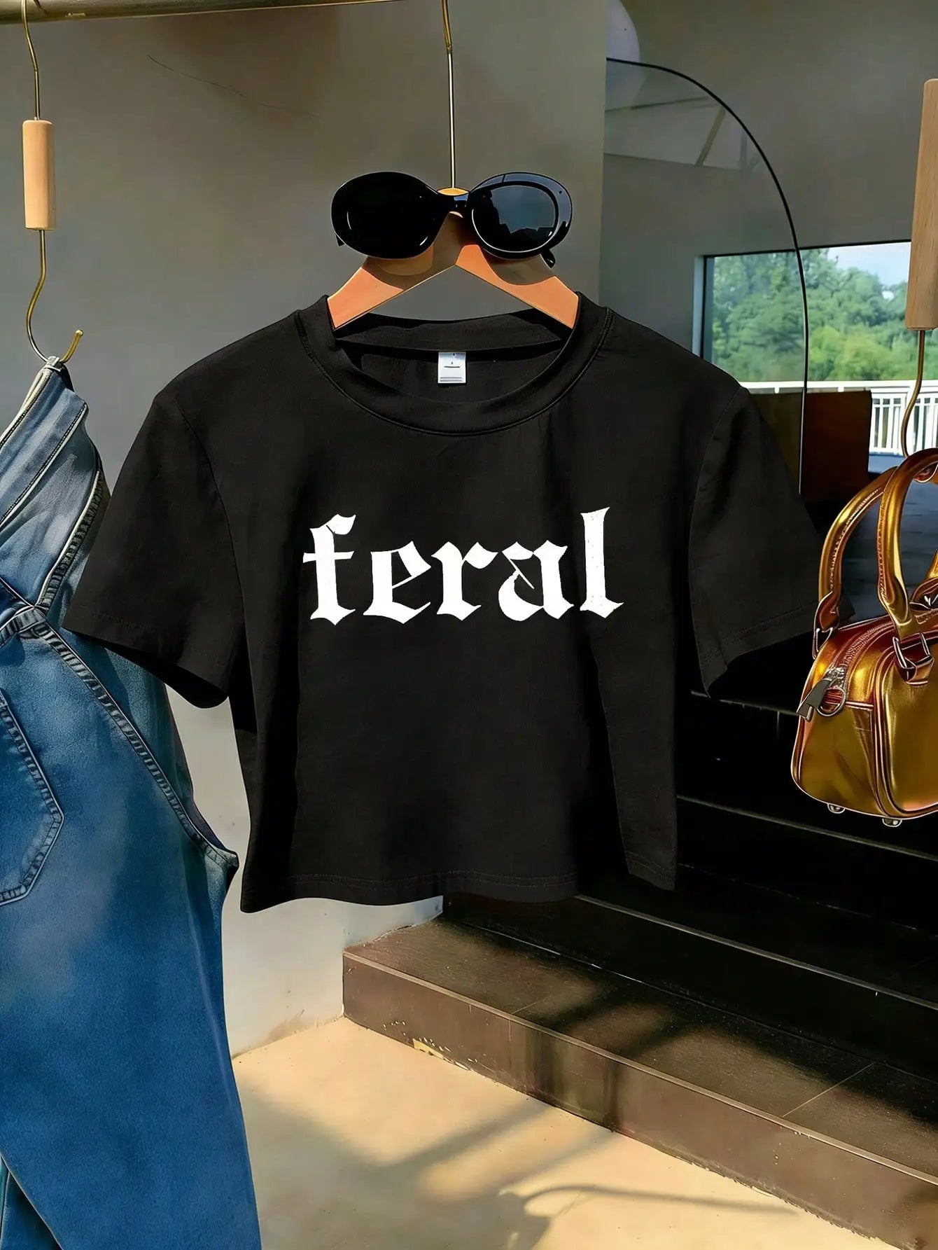 Gothic Typography Cropped Tee with Relaxed Fit and Streetwear Appeal