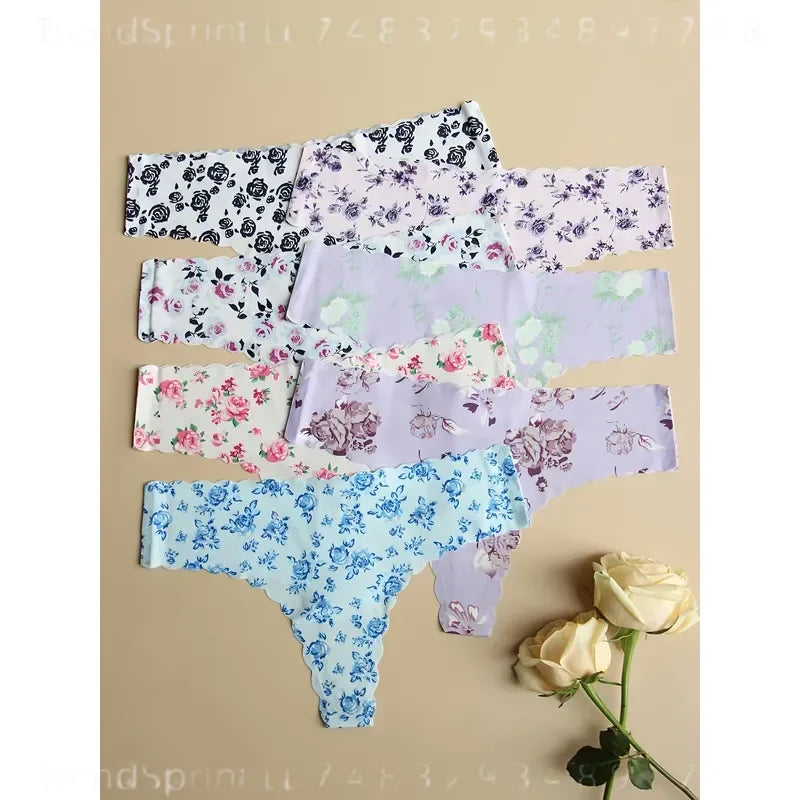 7-Piece Women’s Printed Seamless-Style Briefs Set with Butterfly, Heart and Lip Motifs, Assorted Colors and Playful Design
