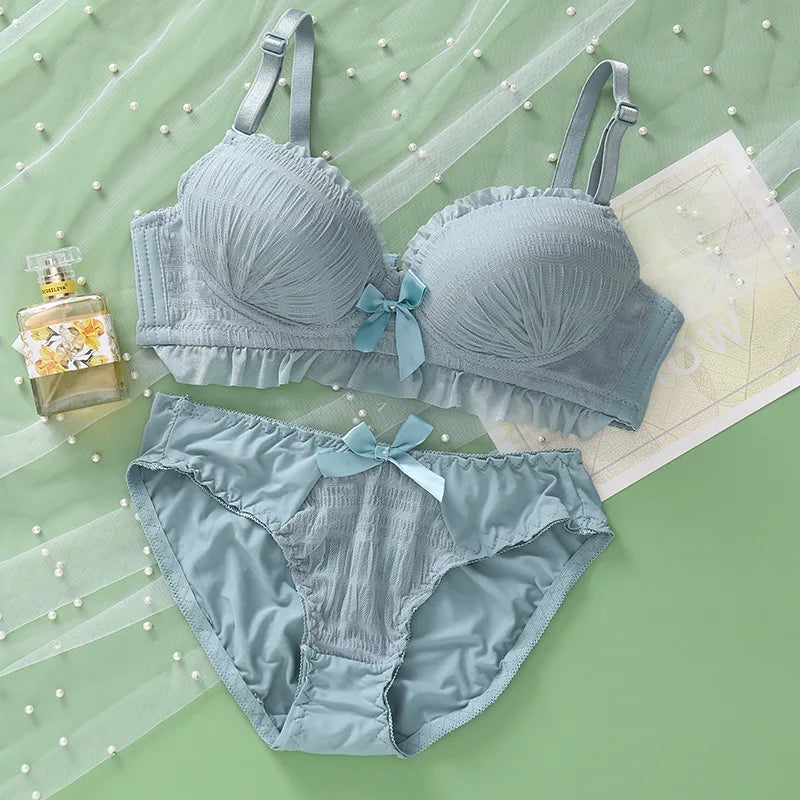 Soft Ribbed Wire-Free Push-Up Bra and Panty Set with Ruffled Trim