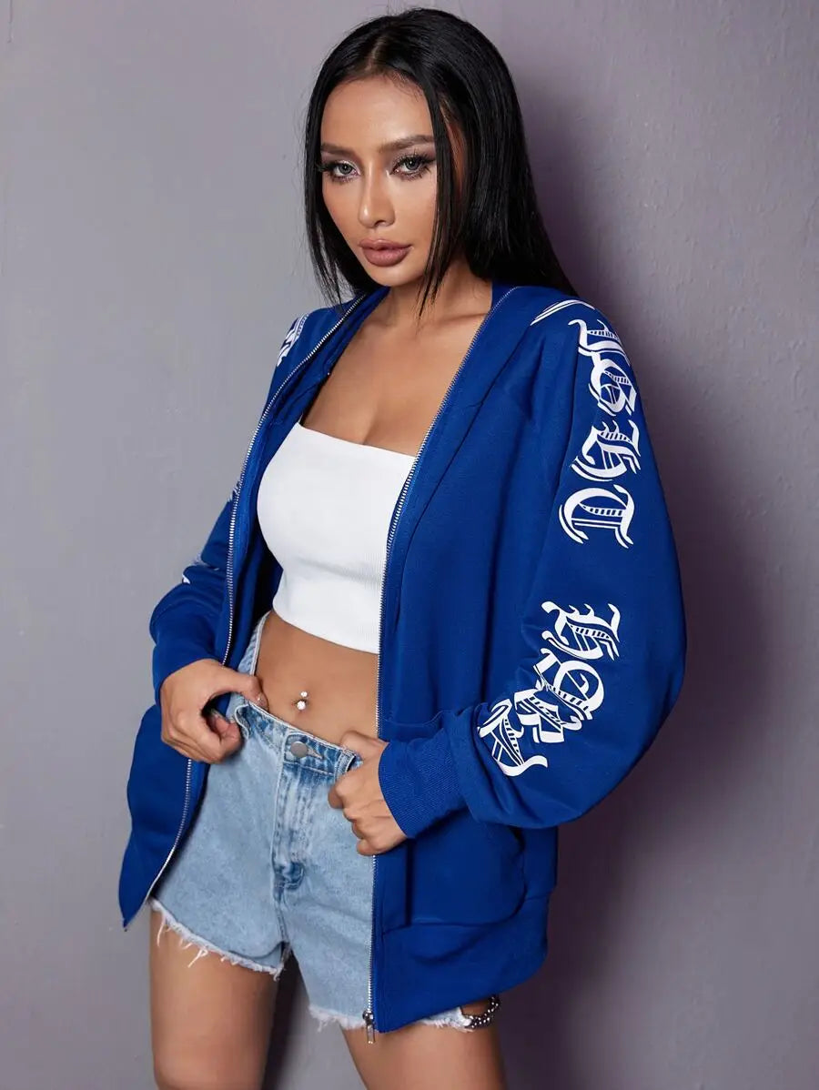 Women's Oversized Graphic Zip-Up Hoodie with Relaxed Streetwear Silhouette Design