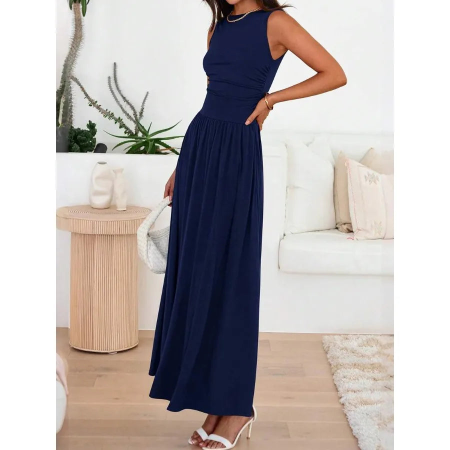 Sleeveless High Waist Maxi Dress with Ruched Panels and Functional Pockets