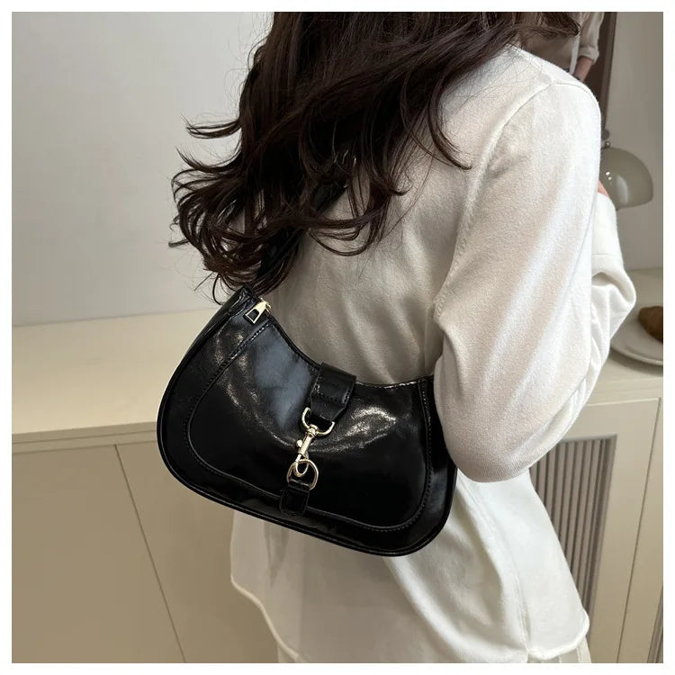 Minimalist Patent Leather Baguette Shoulder Bag with Everyday Compact Design