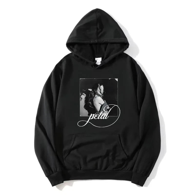 Vintage Portrait Graphic Hoodie with Relaxed Streetwear Fit and Fleece Construction