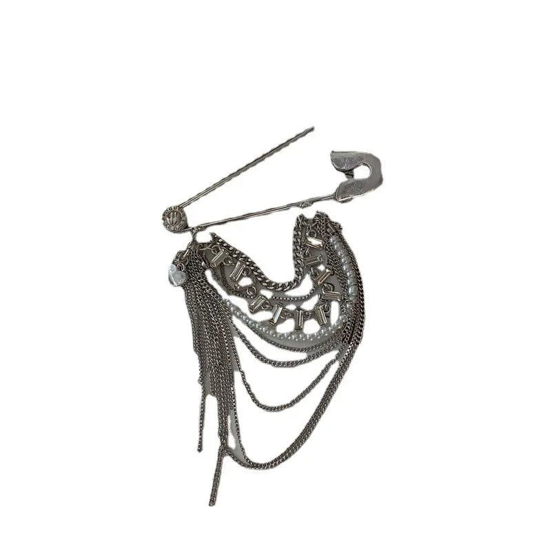 Punk Chain Garter Leg Accessory with Safety Pin Alternative Fashion Detail